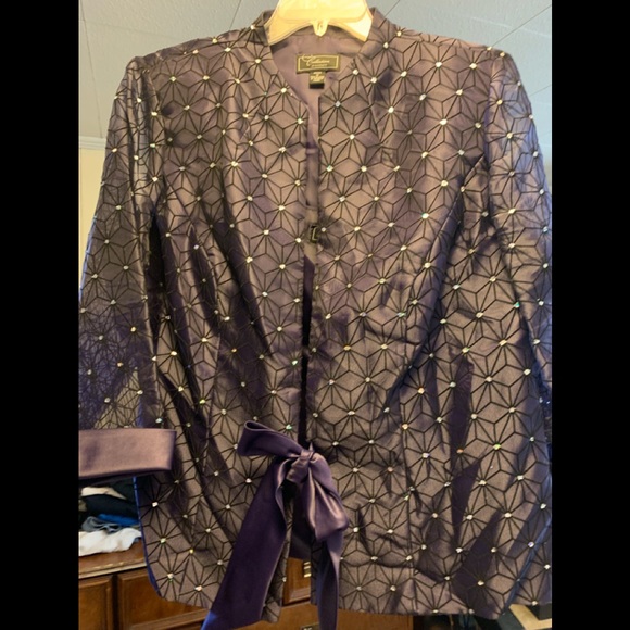 Dress Jacket with tank - Picture 2 of 3